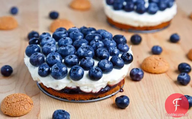 Cheesecake de Mascarpone de mirtilo com crosta Amaretti
