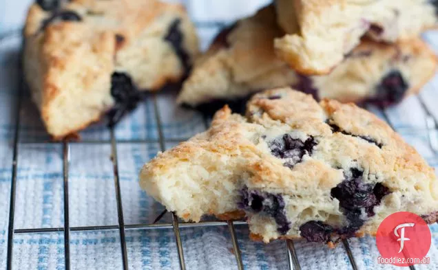 Limão-mirtilo ricota Scones