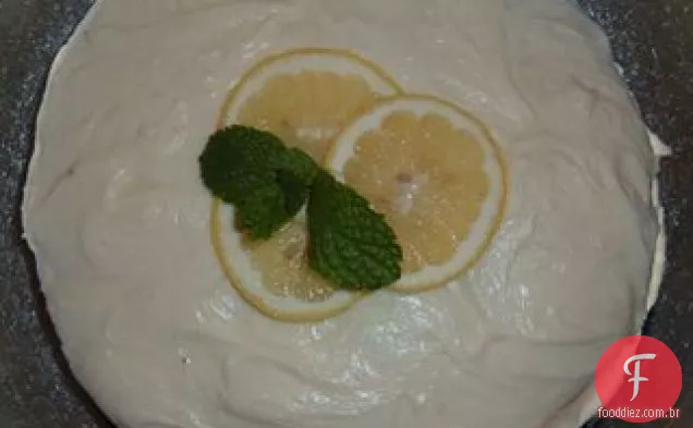Bolo de mirtilo-limão com cobertura de queijo creme de Chocolate branco