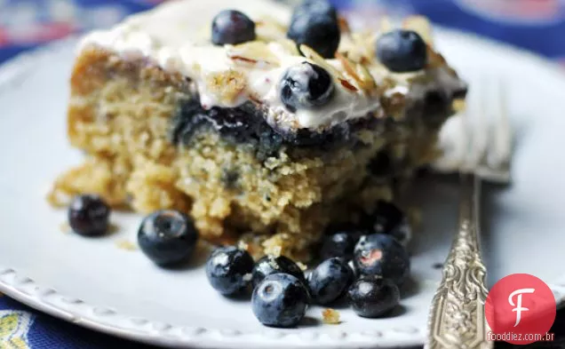 Bolo De Banana De Mirtilo Com Cobertura De Cream Cheese
