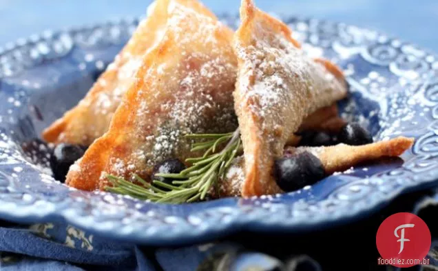 Blueberry Pie Wontons