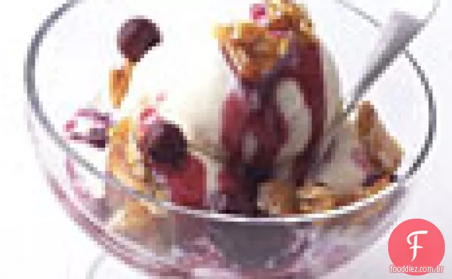 Blueberry Almond Praline Sundae