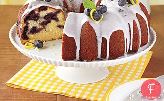 Bolo Bundt Limão-Mirtilo
