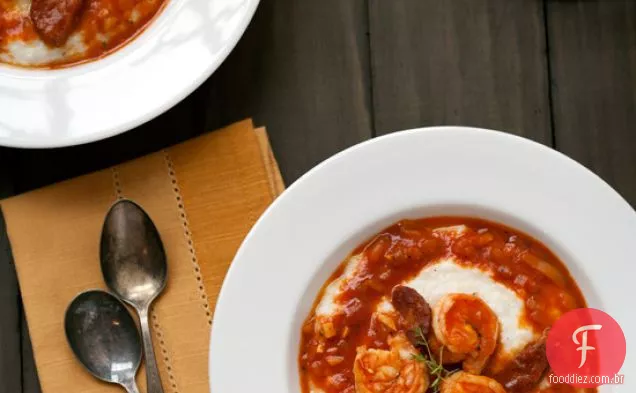 Camarão estilo Étouffée e grãos