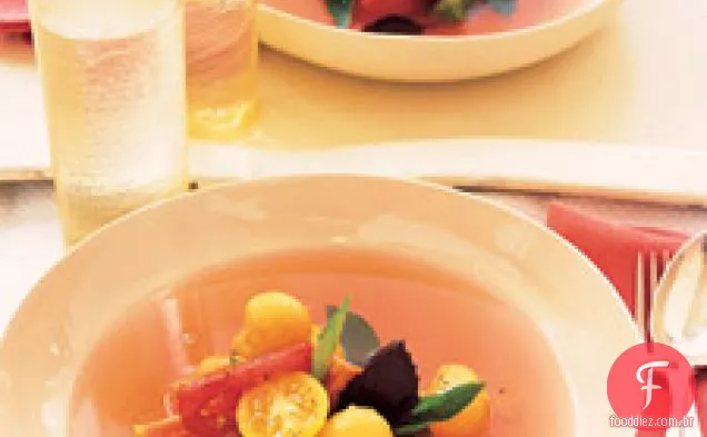 Salada De Tomate, Melão E Manjericão Com Água De Tomate