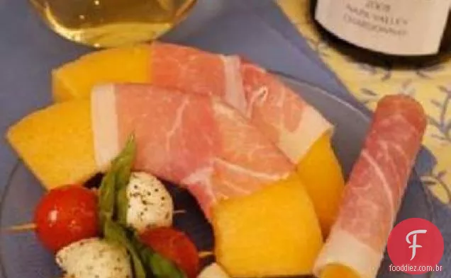 Prosciutto-embrulhado melão e Breadsticks