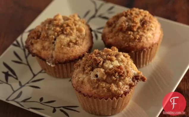 Muffins De Banana Cereja Com Gotas De Chocolate Branco