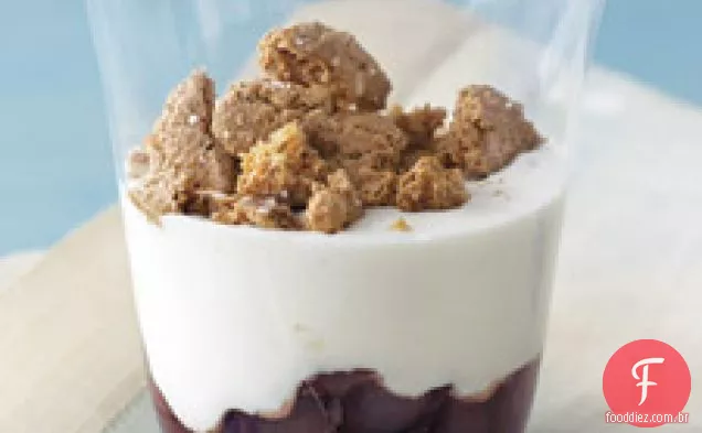 Cereja E Amaretti Parfaits