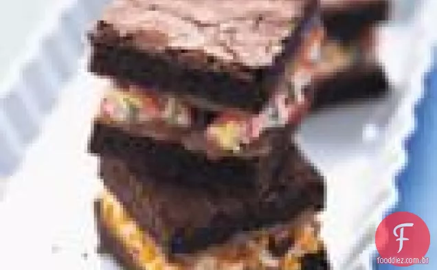 Sanduíches de sorvete de chocolate e cereja