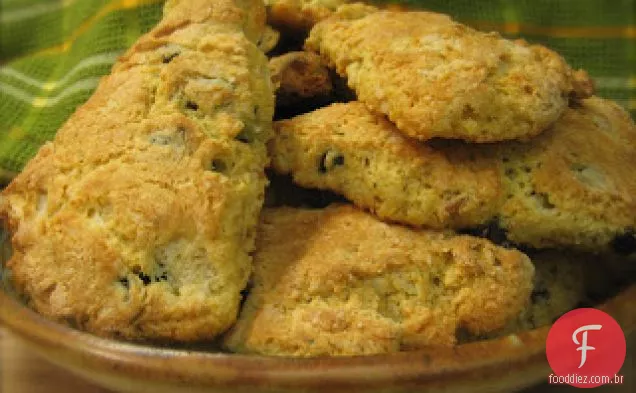 Scones Da Amêndoa Da Cereja