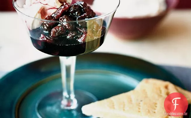 Compota De Cereja seca com Shortbread e Mascarpone