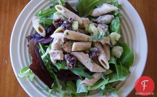 Salada De Macarrão Com Frango Cereja