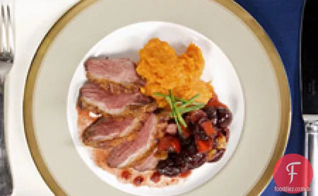 Peito De Pato Com Chutney De Cereja