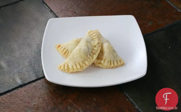 Torta De Cereja Mini Bolsos Com Queijo De Cabra