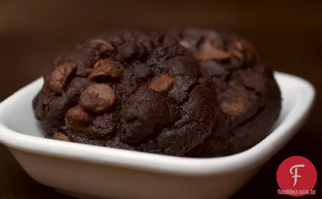 Biscoitos De Cereja De Chocolate Escuro Duplo