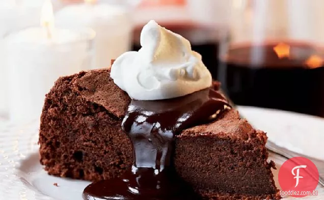 Bolo de Clementina de Chocolate com molho de Chocolate quente