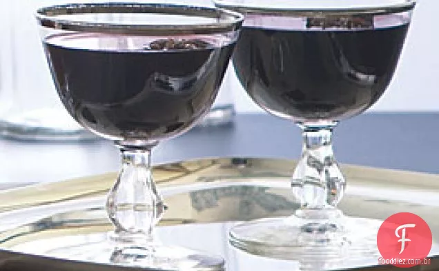 Vinho quente com aroma de laranja