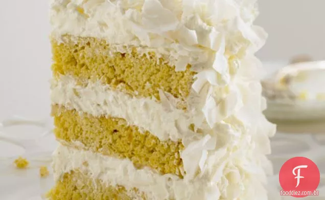 Bolo De Mousse De Coco Fresco