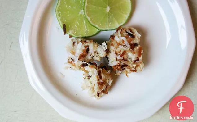 Mordidas Cremosas De Trufas De Limão E Coco