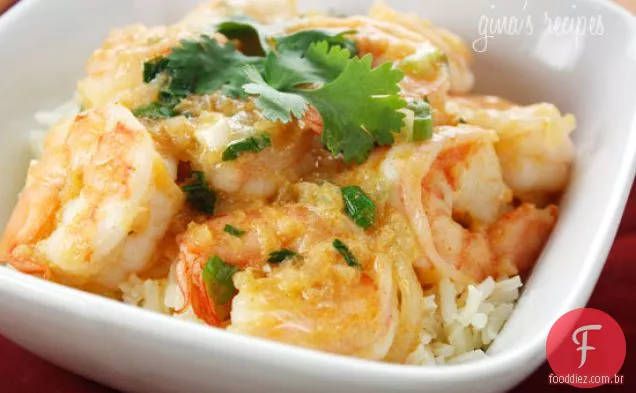Camarão Com Curry De Coco Tailandês