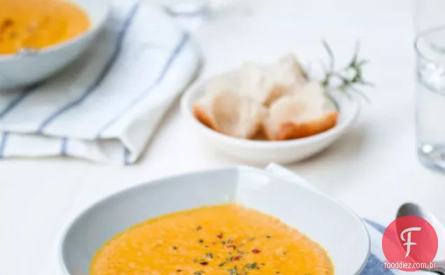 Sopa De Cenoura De Coco Com Curry