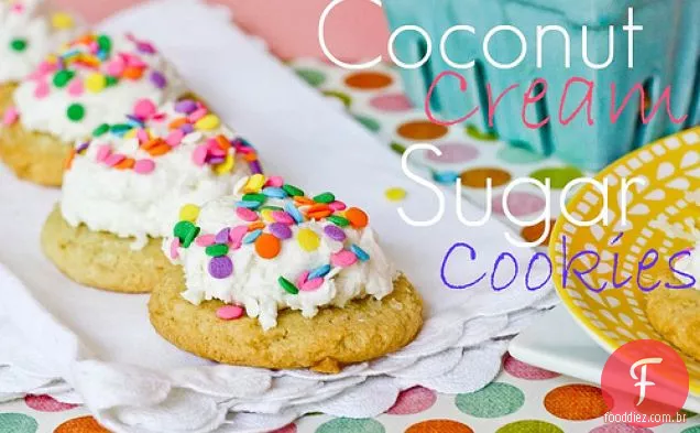 Biscoitos De Açúcar Com Creme De Coco