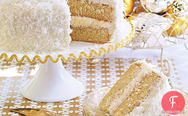 Bolo De Camada De Coco