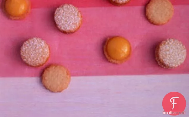 Biscoitos de coco com coalhada de Maracujá