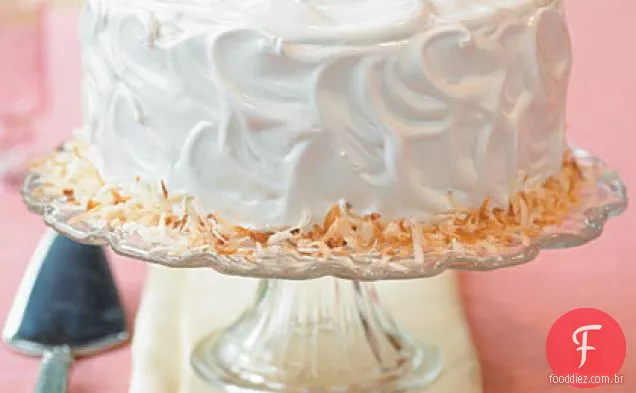 Bolo De Camada Tripla De Coco