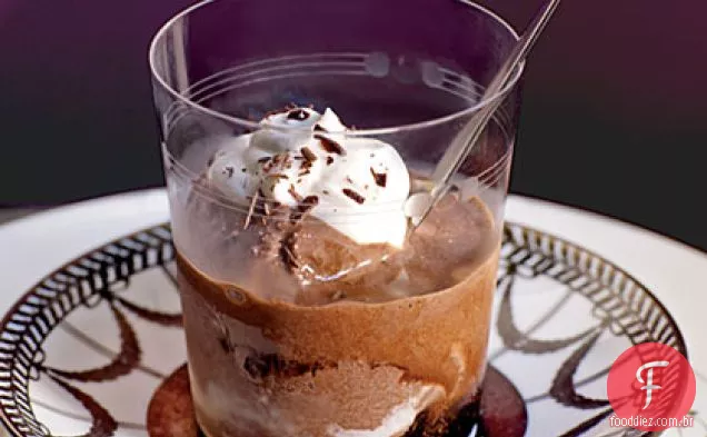 Mocha Affogato com creme de baunilha