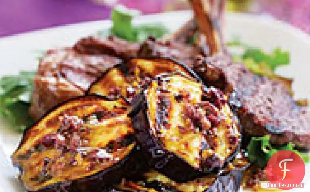 Berinjela grelhada com azeite, laranja e vinagrete de anchova