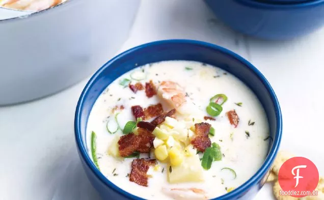 Sopa de milho e camarão com Bacon