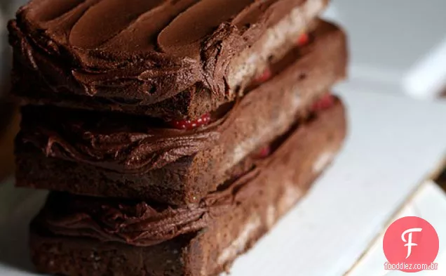Double Chocolate Devil's Food com framboesas frescas
