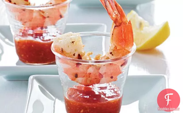 Camarão com molho de coquetel picante
