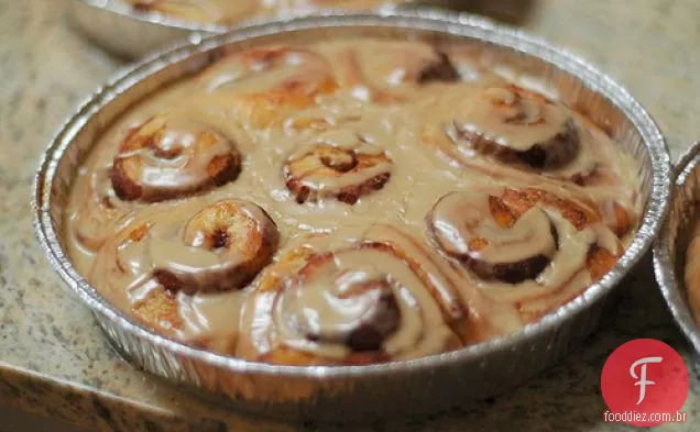 Rolos de canela da mulher pioneira