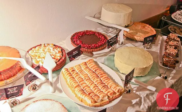 Bolo De Maçã E Cranberry Com Esmalte De Açúcar Mascavo