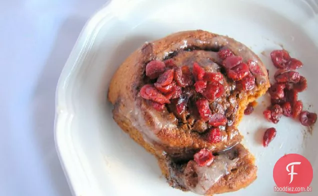 Melaço E Rolinhos De Canela Com Cranberry