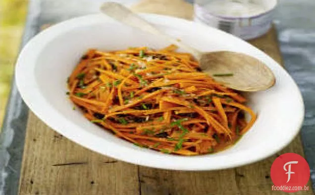 Salada De Cenoura Crocante Com Groselha