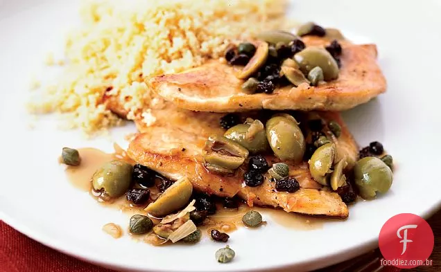 Costeletas de Frango Com Molho Verde De Azeitona e groselha