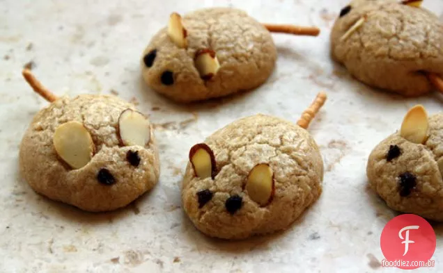Biscoitos de manteiga de ratos temperados da Dita