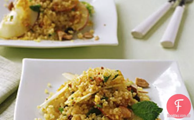 Salada de Quinoa e maçã com molho de Curry