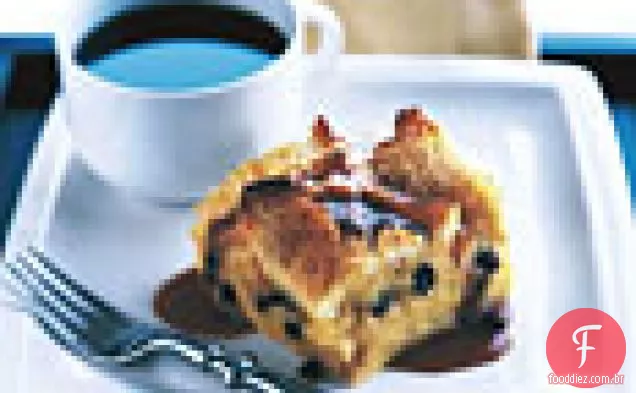 Pudim de pão Bluewater com molho de caramelo