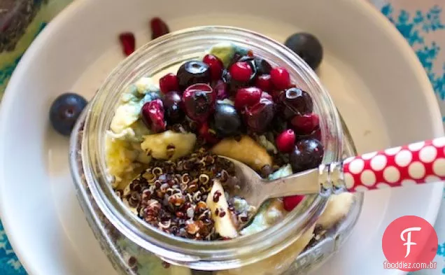 Fruta E Ovo Quinoa Café Da Manhã Parfaits