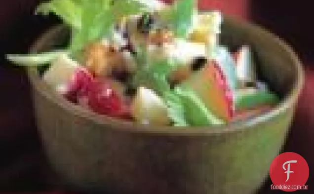 Maçãs E Nozes Com Queijo Stilton
