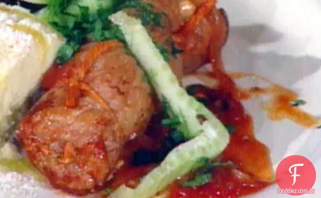 Rolinhos de vitela em molho de tomate - - - Braciole di Vitello
