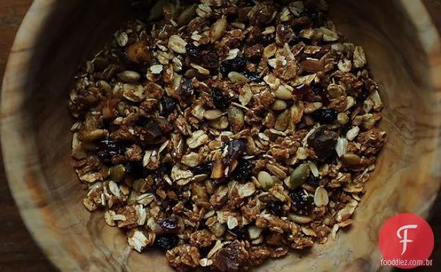 Minha Granola Favorita Com Muitas Frutas Secas