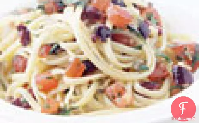Linguine com molho Puttanesca