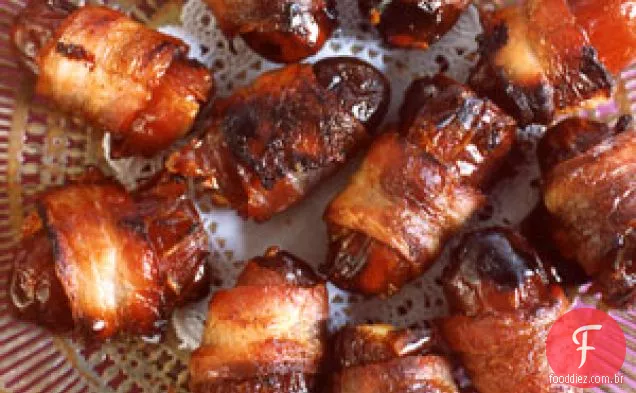 Tâmaras Embrulhadas Com Bacon Com Amêndoas