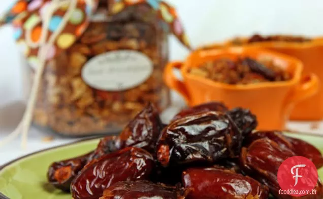 Allspice Date Almond Granola