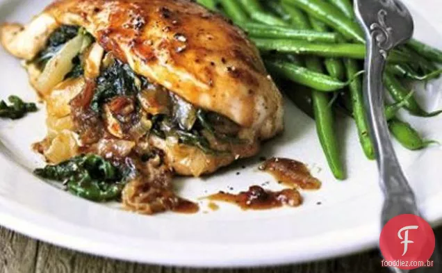 Frango Recheado Com Espinafre E Datas